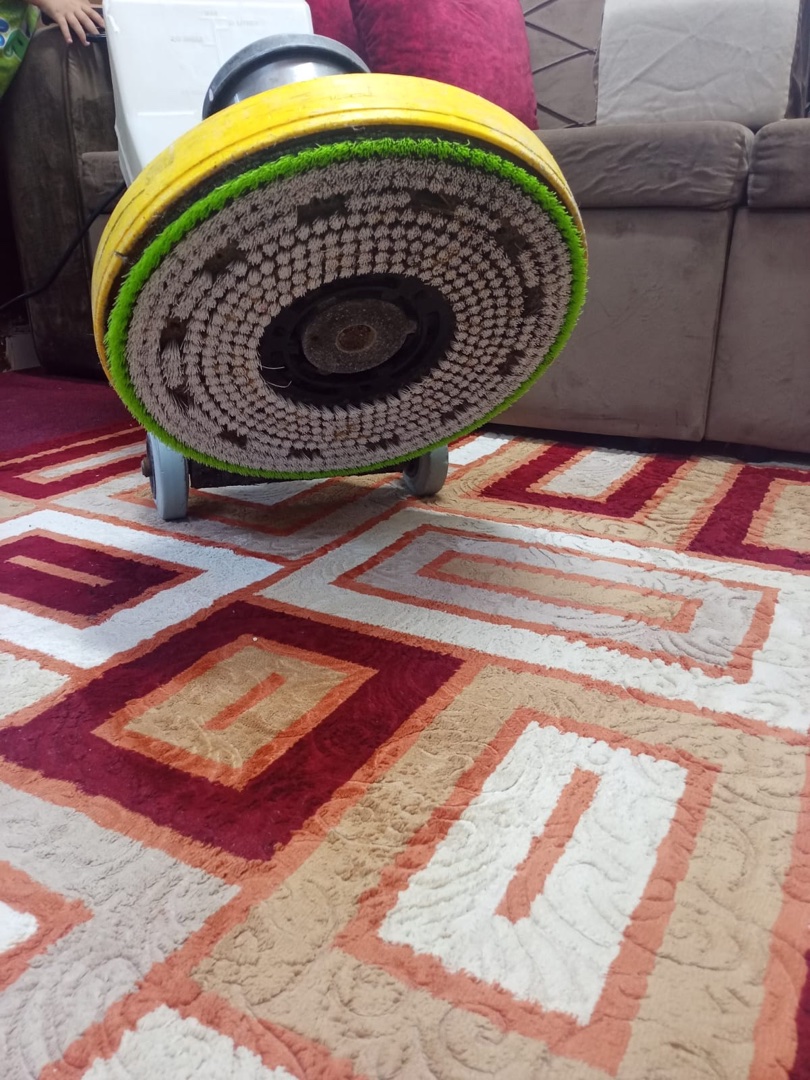Industrial Carpet Cleaning Machine 2