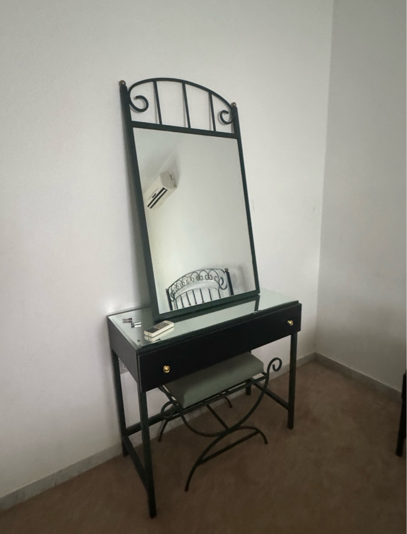Bedroom Set with Wrought Iron Bed 3