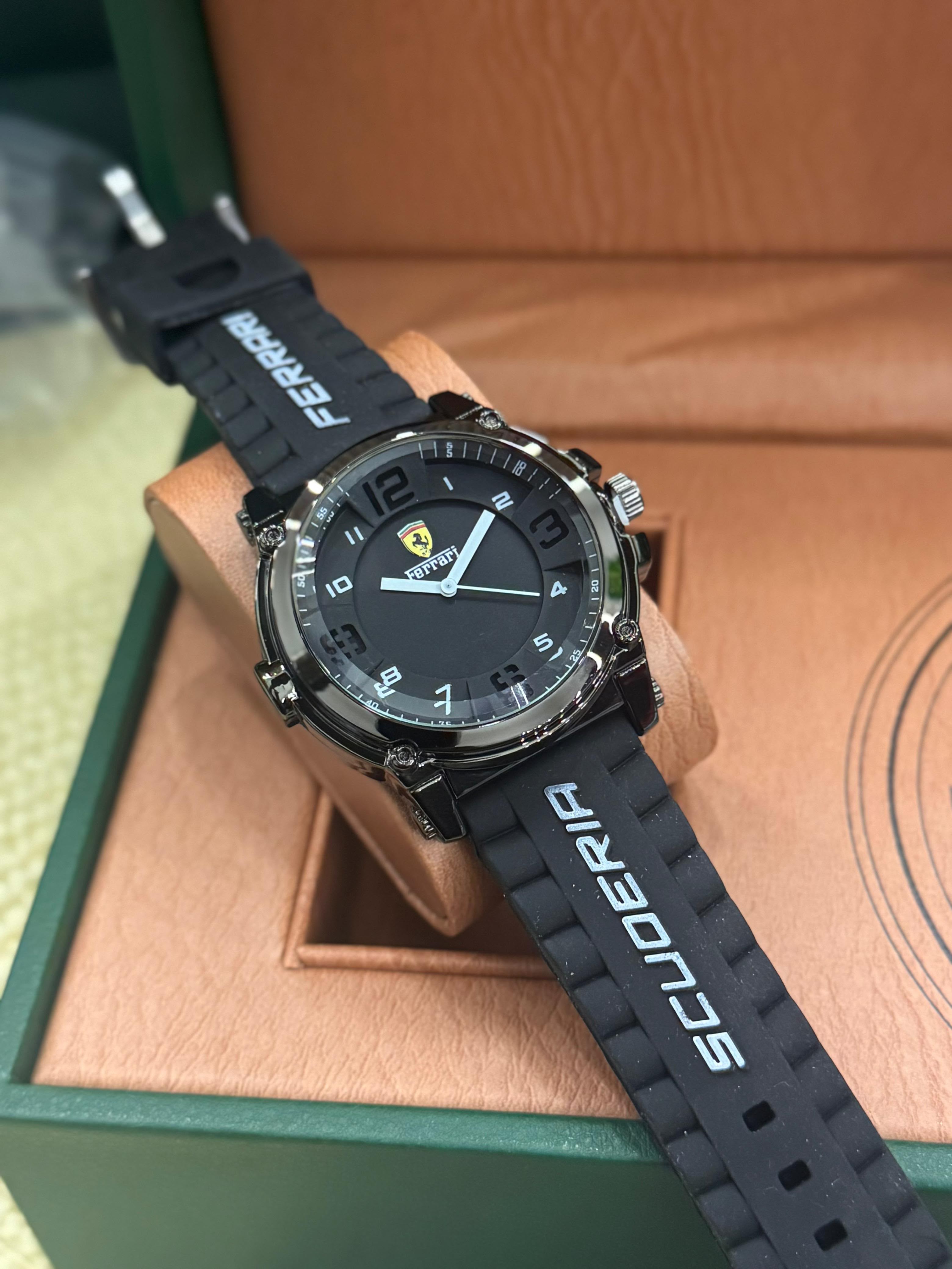 Ferrari Scuderia Watch 2