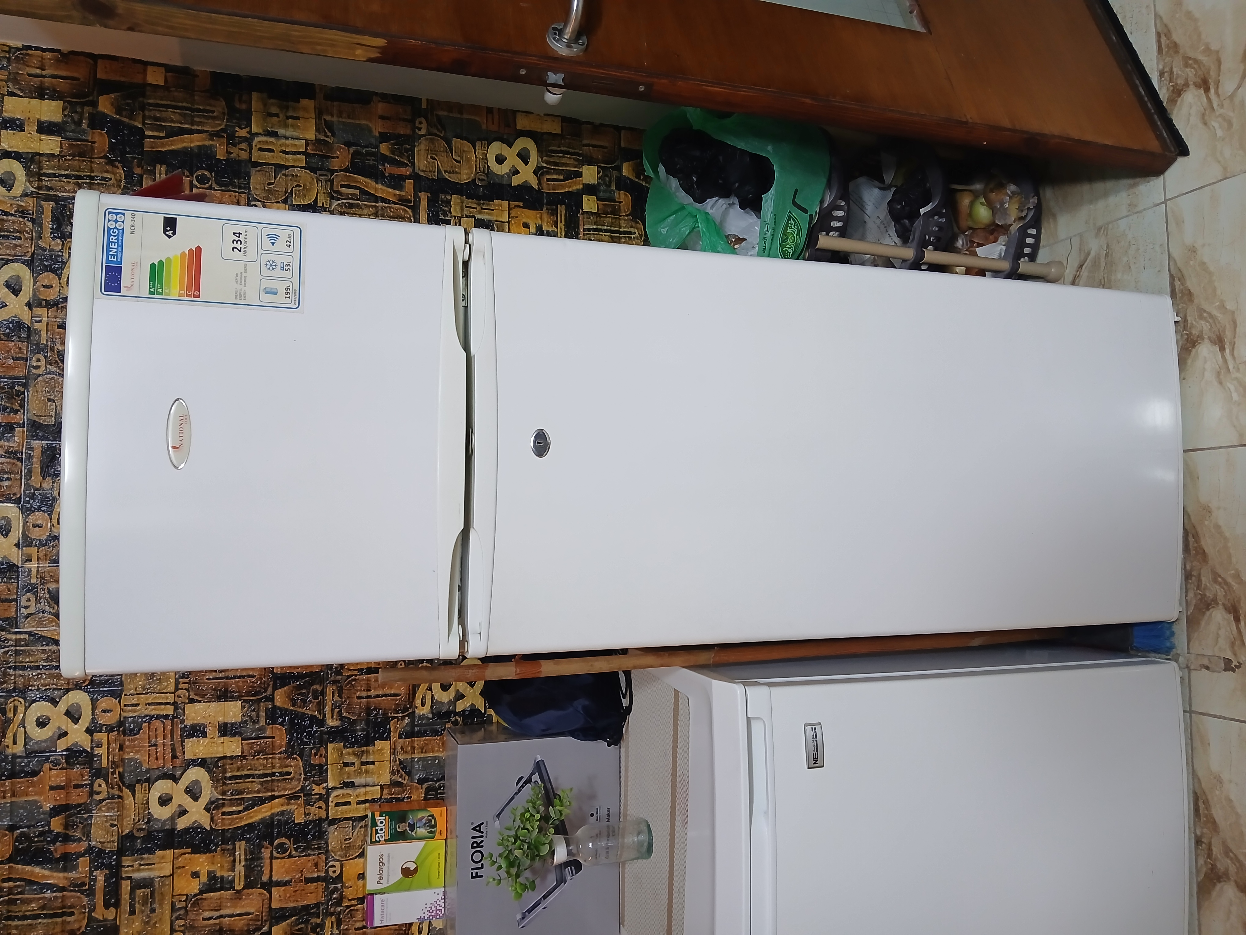 National NCR-340 Refrigerator 4