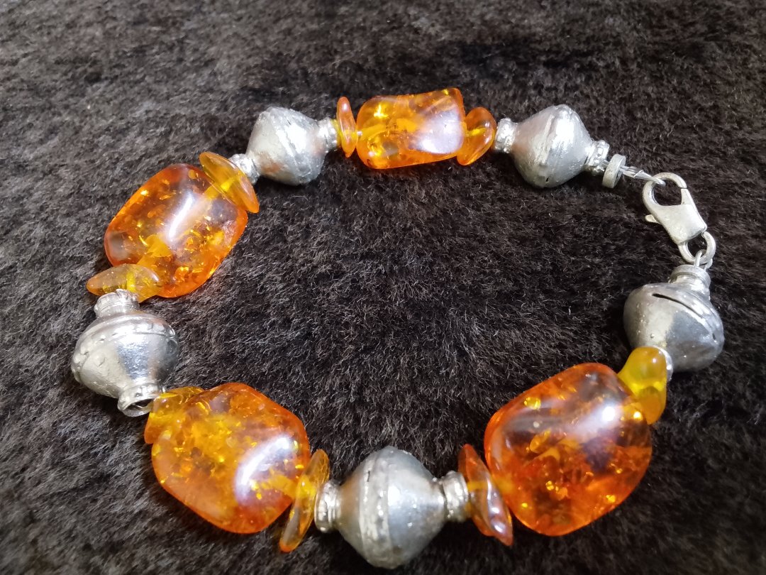 Amber and Silver Beaded Bracelet
