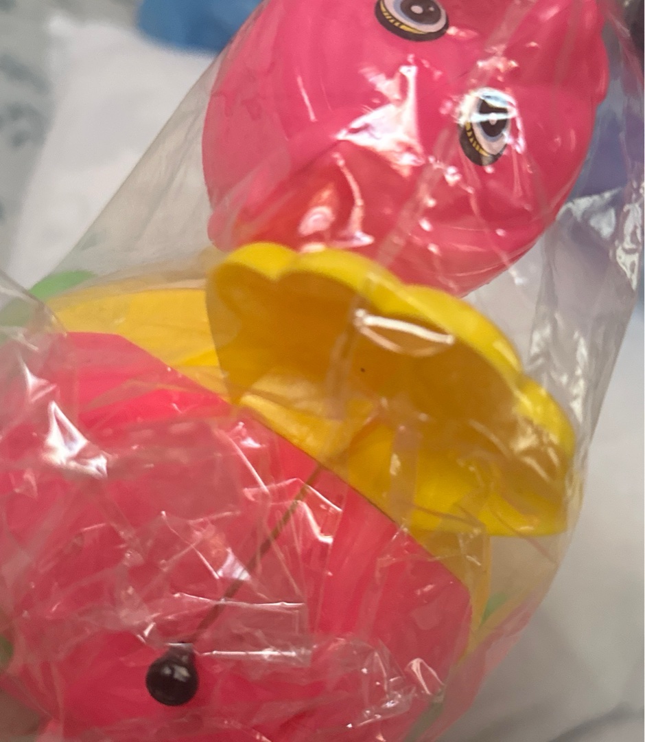 Colorful Plastic Bath Toys 2